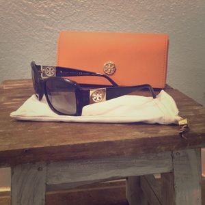 Tory Burch polarized sunglasses - tortoise/brown